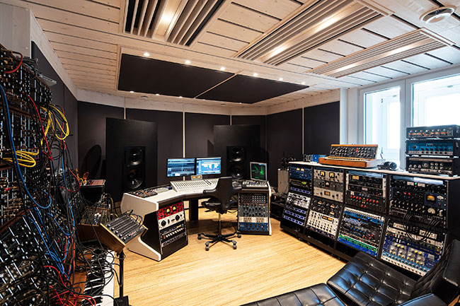 Hannes Bieger Control Room